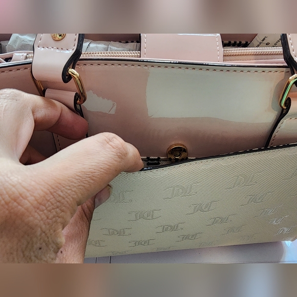 🩷💕🩷 BNWT Nailed It Tote! 🩷💕🩷 - Picture 6 of 8